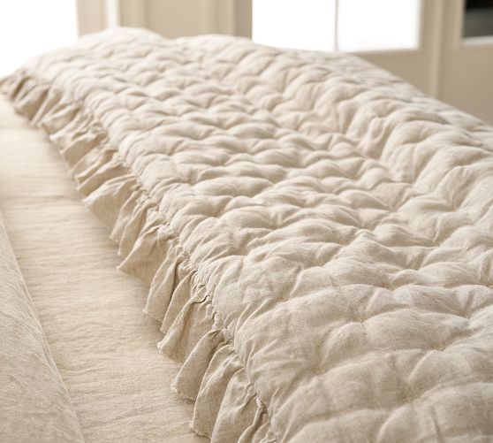 Belgian Flax Linen Ruffle Tufted Quilt 3